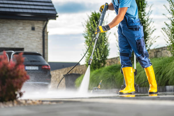 Post-Construction Pressure Washing in Sweet Springs, MO